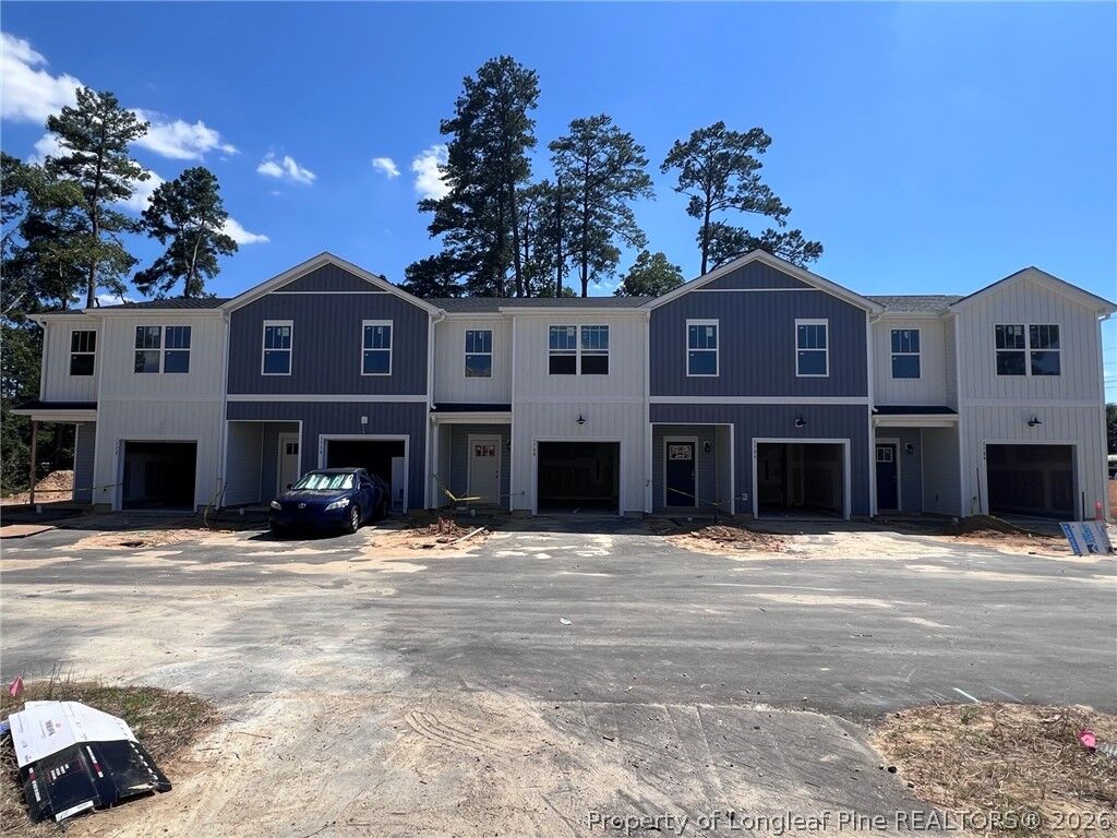 Property Photo:  1706 Florshine Way  NC 28312 