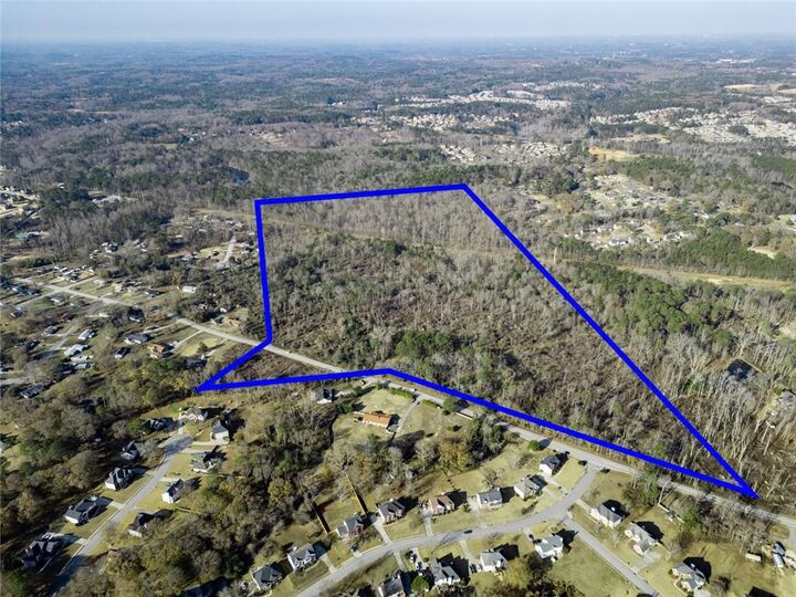 Property Photo:  925 McDaniel Mill Road SW  GA 30094 