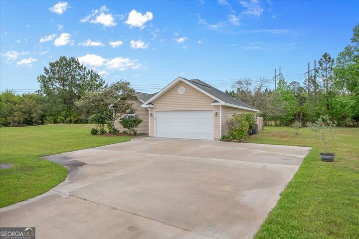 Property Photo:  163 Haleys Place Drive  GA 31525 
