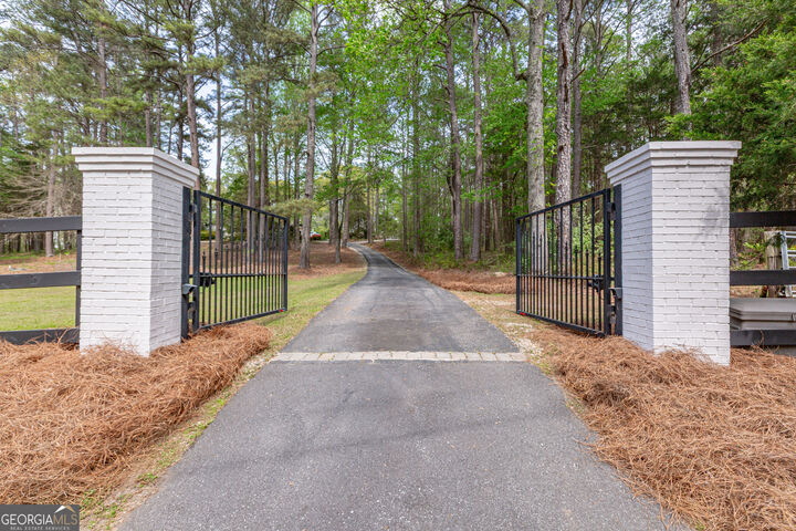 Property Photo:  7350 Ono Road  GA 30268 