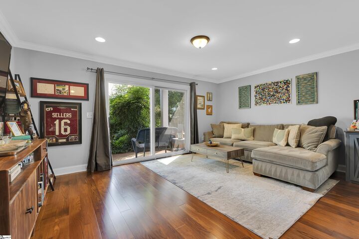 Property Photo:  925 Cleveland Street Unit 115  SC 29601 