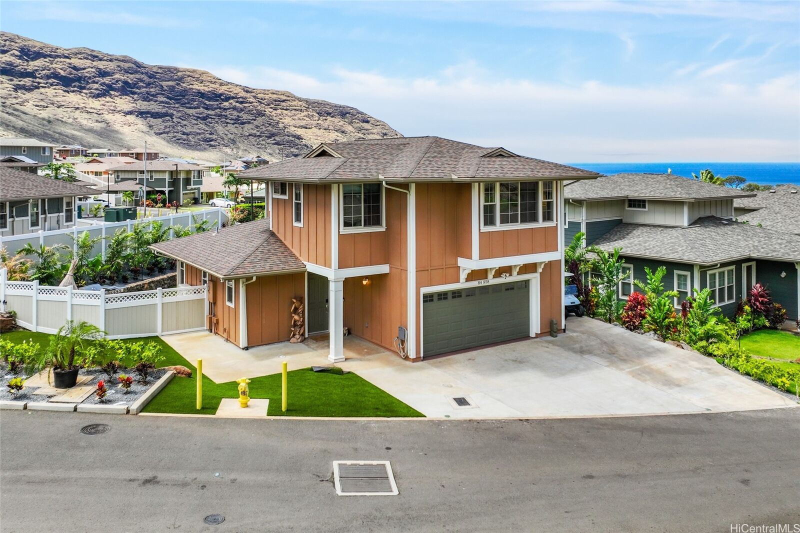 Property Photo: 84-858 Maiola Street HI 96792