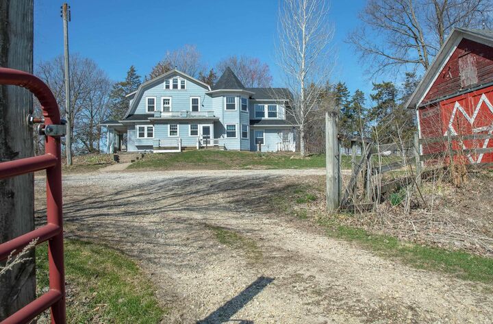 Property Photo:  1789 235th St.  IA 50677 