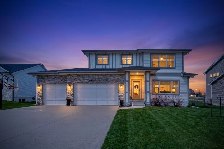 Property Photo:  1194 89th Street  IA 50266 
