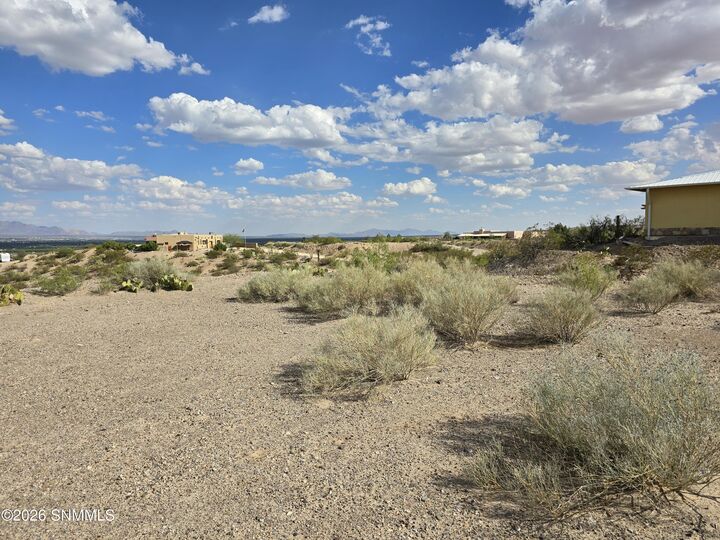 Property Photo:  629 Lark Spur Way  NM 88007 