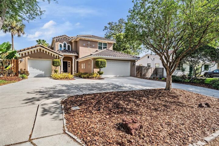 Property Photo:  3111 W Lawn Avenue  FL 33611 