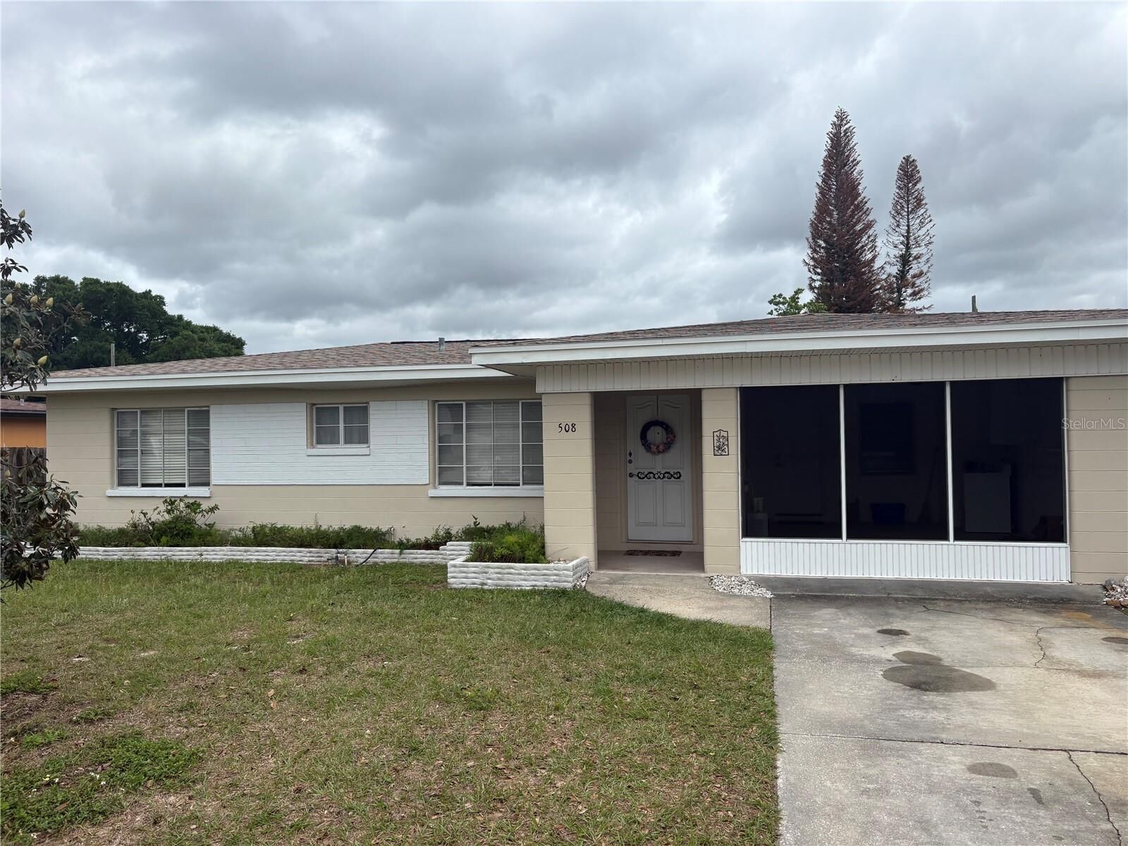 Property Photo:  508 Avenue I SE  FL 33880 