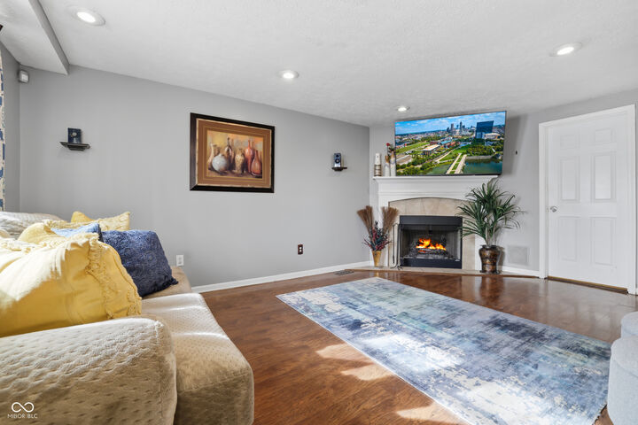 Property Photo:  9308 Thornwood Drive  IN 46250 