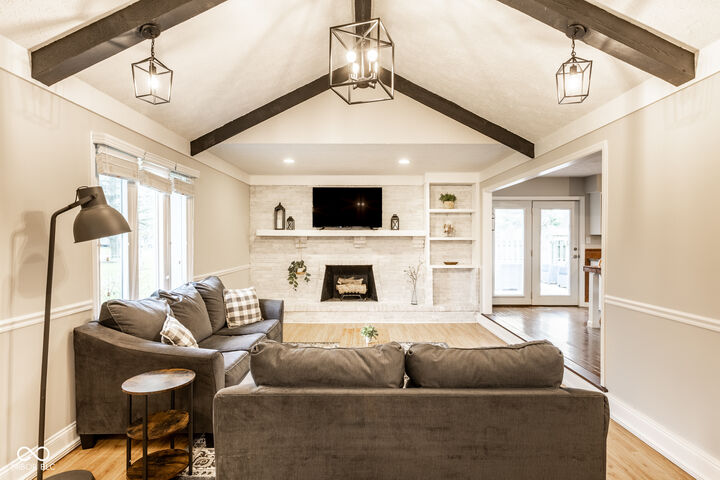 Property Photo: 650 Green Meadow Drive IN 46143