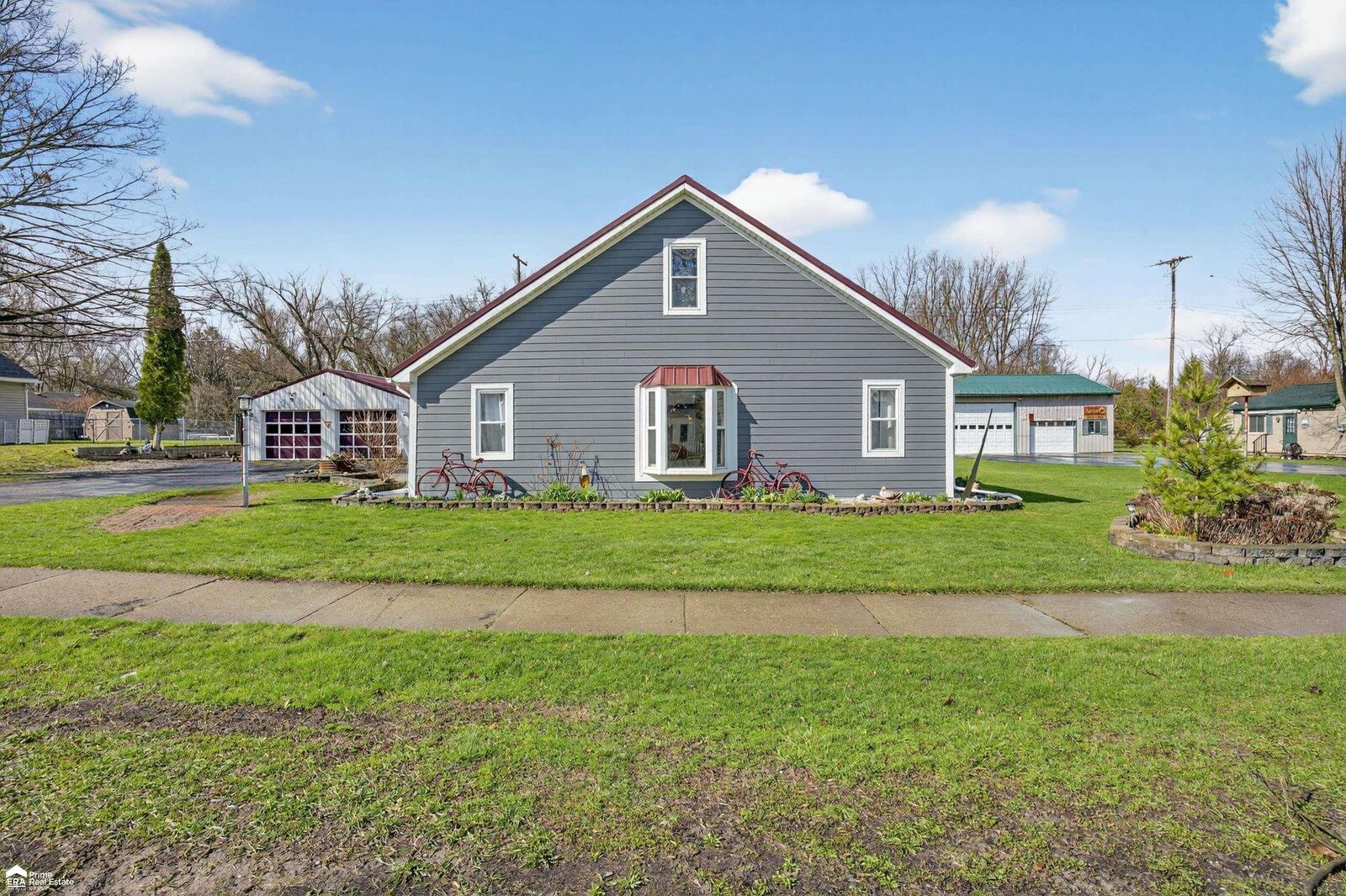 Property Photo:  99 E Elmwood Street  MI 48367 