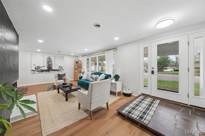 Property Photo:  12725 Westport Drive  MO 63146 