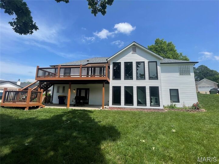 Property Photo:  18 Ashford Place  MO 63028 