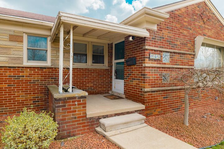 Property Photo:  3305 Bridge Street  MI 48183 