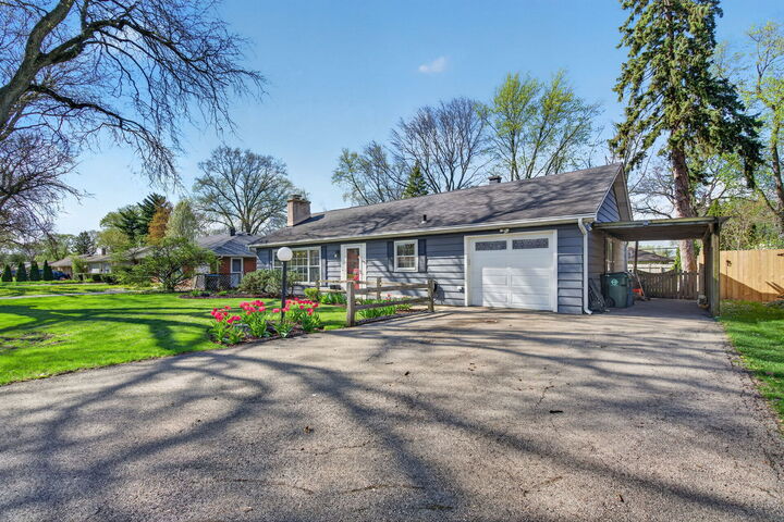 Property Photo:  451 Colorado Avenue  IL 60506 
