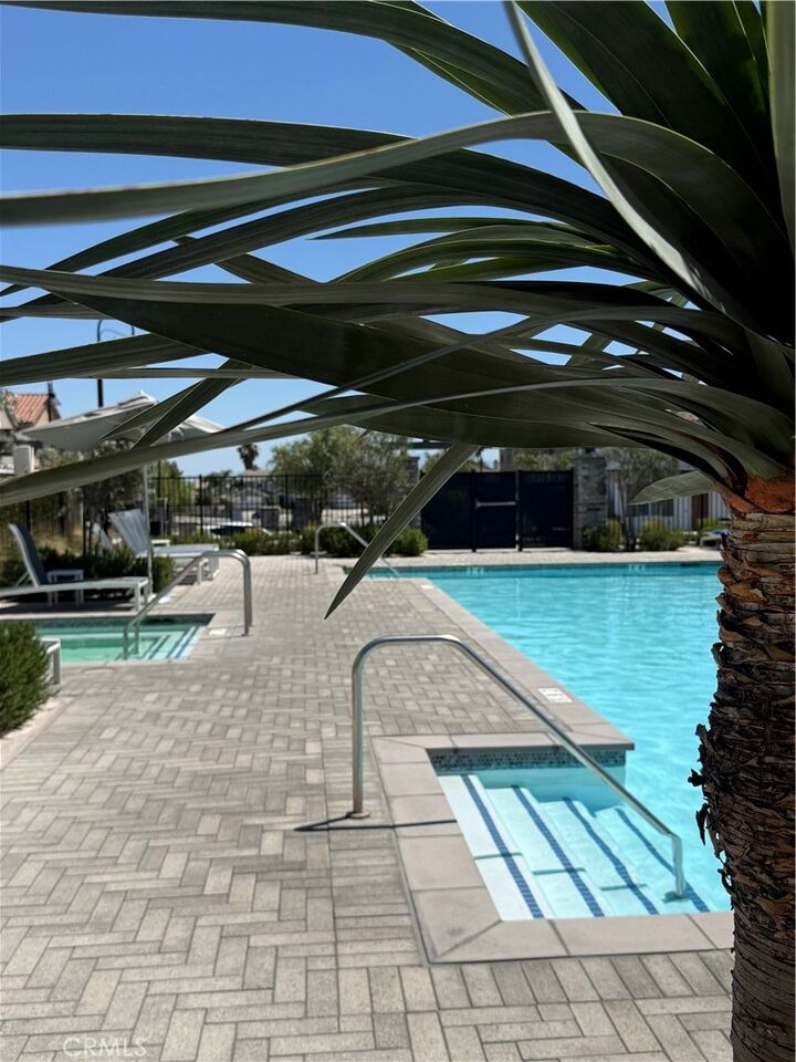 Property Photo:  15148 Ridge Lane 4  CA 92336 