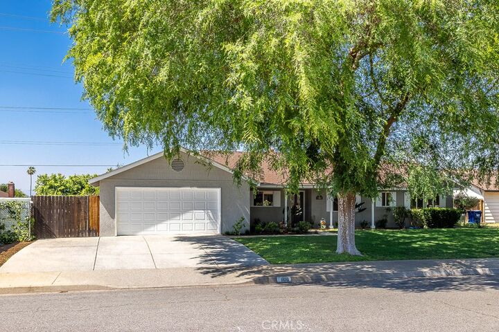 Property Photo: 1106 Fulbright Avenue CA 92373