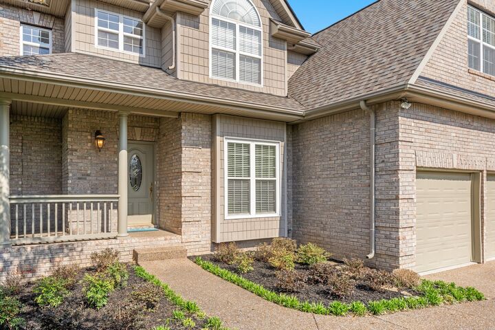 Property Photo:  3030 Liverpool Dr  TN 37179 