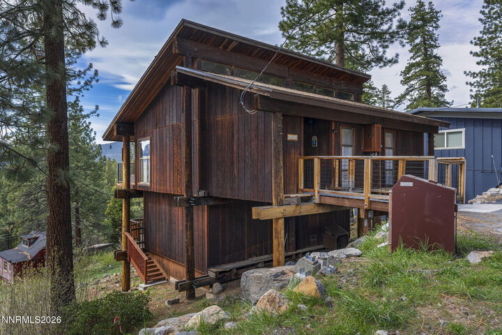 Property Photo:  295 Bend Avenue  CA 96143 