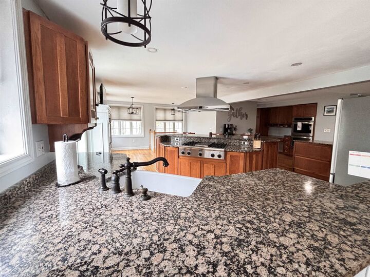 Property Photo:  87 Juniper Drive  NH 03045 