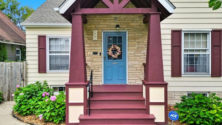 Property Photo:  865 19th Avenue SE  MN 55414 