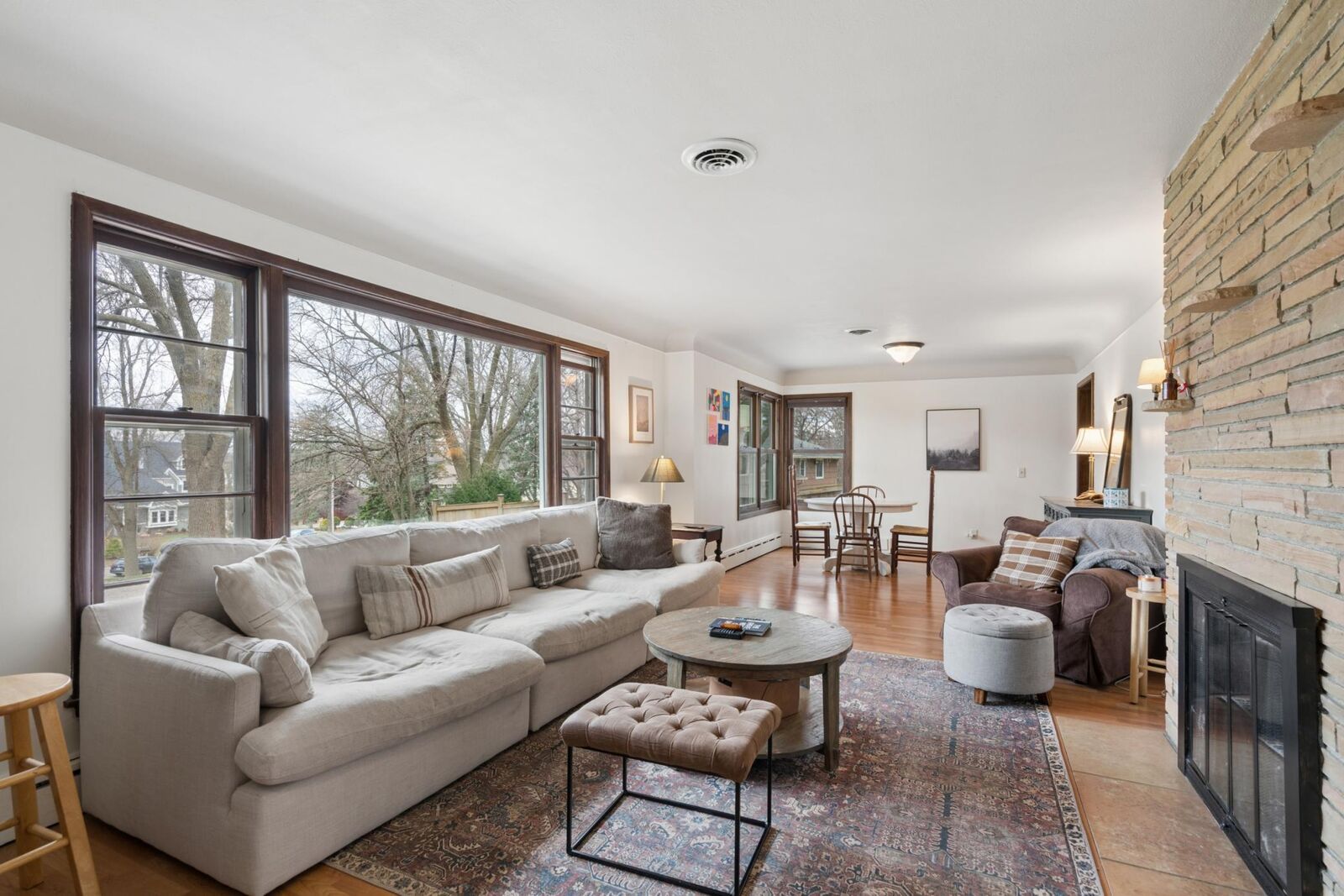 Property Photo:  2820 Washta Bay Road  MN 55331 