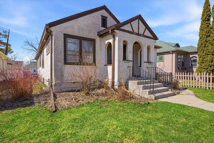 Property Photo:  4240 28th Avenue S  MN 55406 