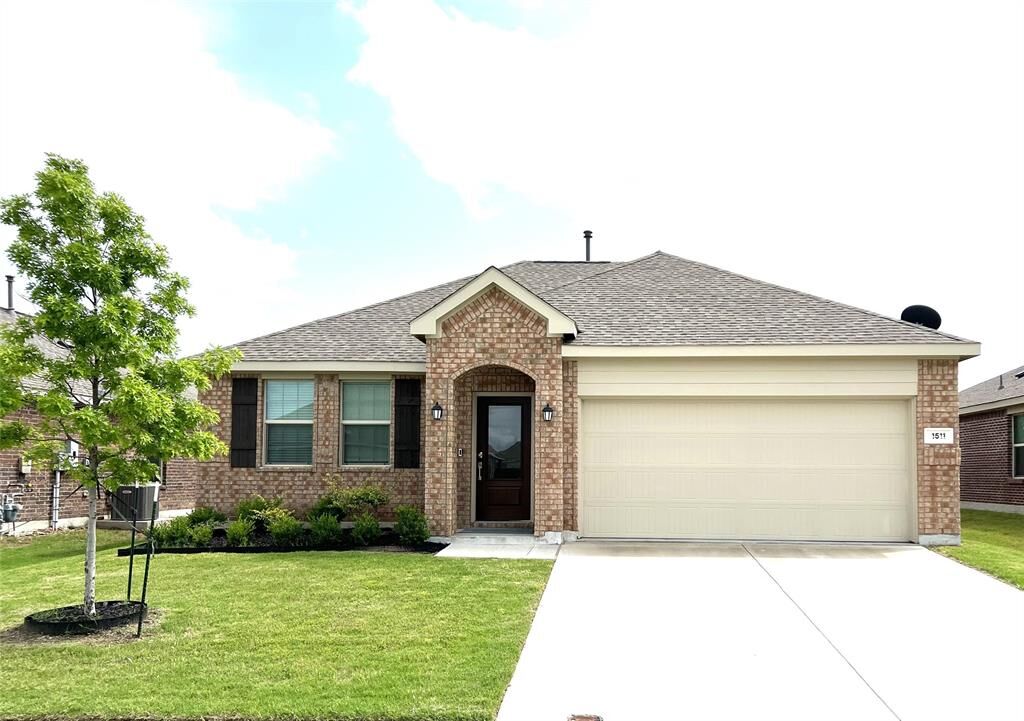 Property Photo:  1511 Avery Pointe Drive  TX 75409 