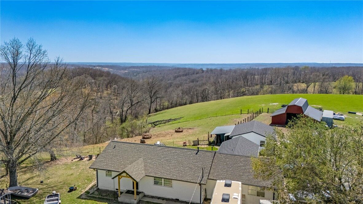Property Photo: 15731 Coose Hollow Drive AR 72756