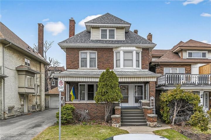 Property Photo: 96 Barnesdale Boulevard S ON L8M 2V6