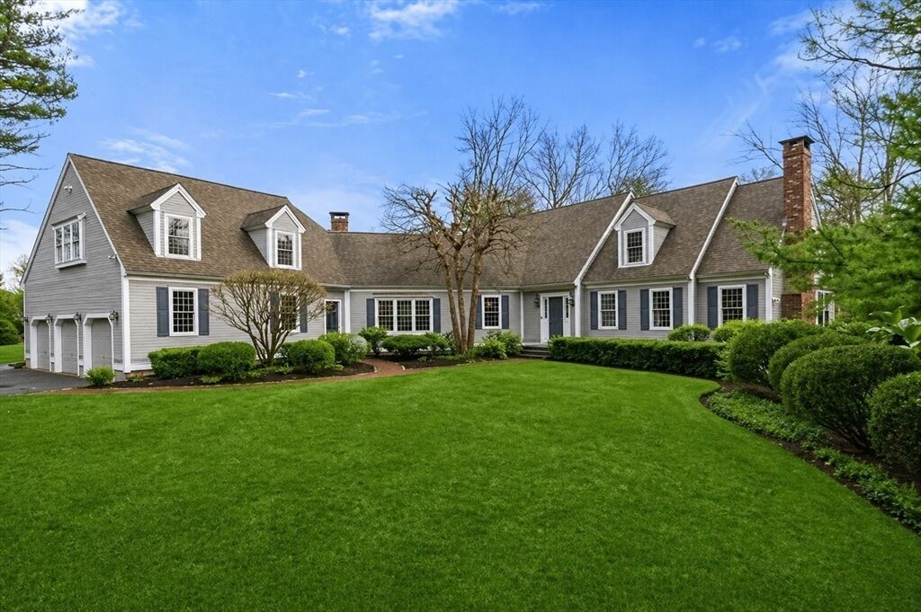 Property Photo:  162 Far Reach Road  MA 02090 