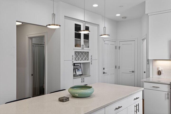 Property Photo:  99 Everett St 3A  MA 02128 