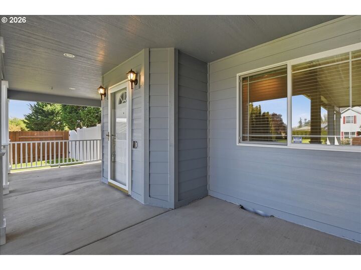 Property Photo:  20006 NE 101st Ave  WA 98604 