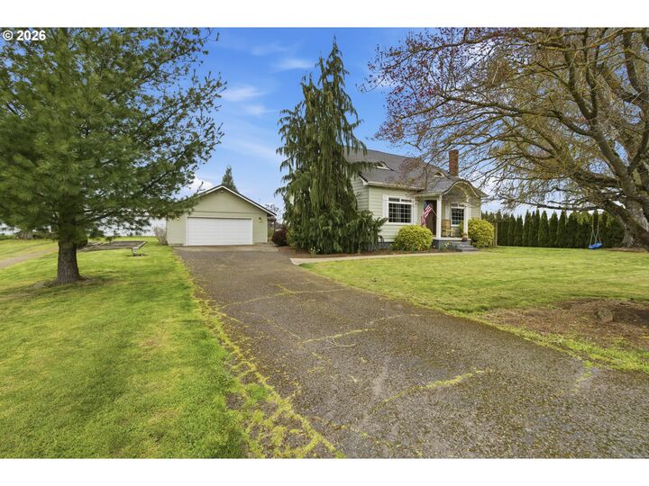 Property Photo:  8235 72nd Ave NE  OR 97305 