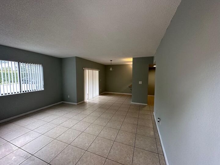 Property Photo:  6031 10th Avenue N 118  FL 33463 