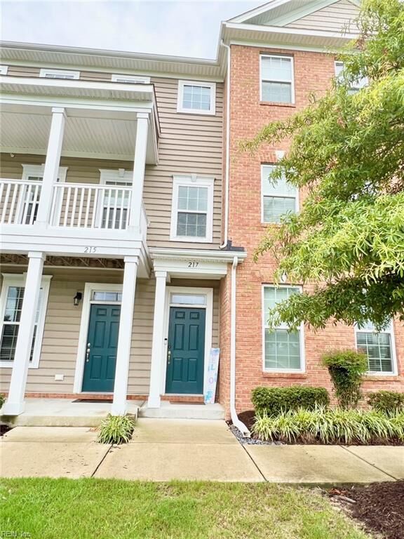 Property Photo:  217 Waterside Dr  VA 23666 