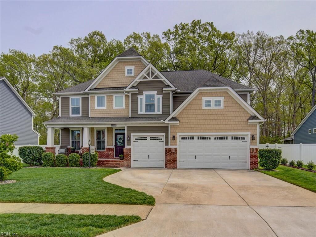 Property Photo: 1111 Annie Olah Cres VA 23322