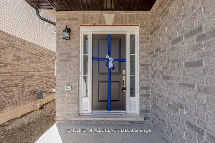 Property Photo: 223 Rockledge Drive ON L0R 1P0