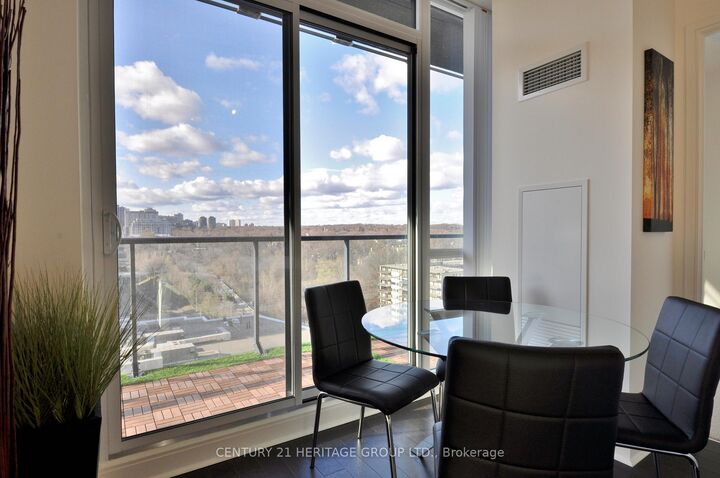 Photo de la propriété:  825 Church Street 1002  ON M4W 3Z4 