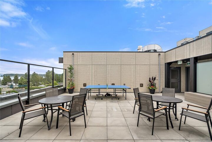 Property Photo: 2520 Hackett Cres #402 BC V8M 0C5
