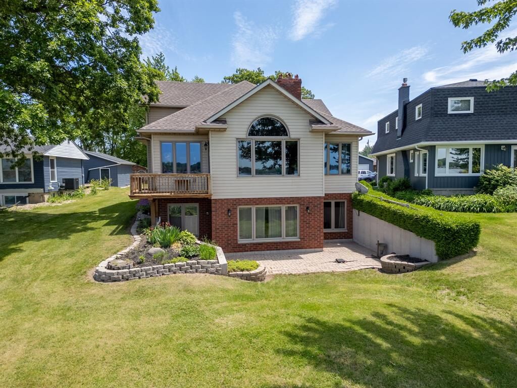Property Photo: 2827 St Clair Parkway ON N0P 2H0