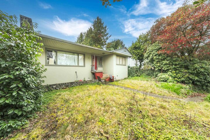Property Photo: 14 W 37th Avenue BC V5Y 2N1