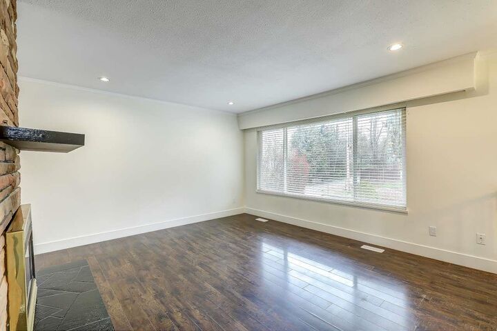 Property Photo: 10055 122 Street BC V3V 4M6