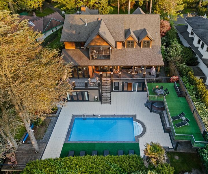 Property Photo: 2737 Crescent Drive BC V4A 3J9