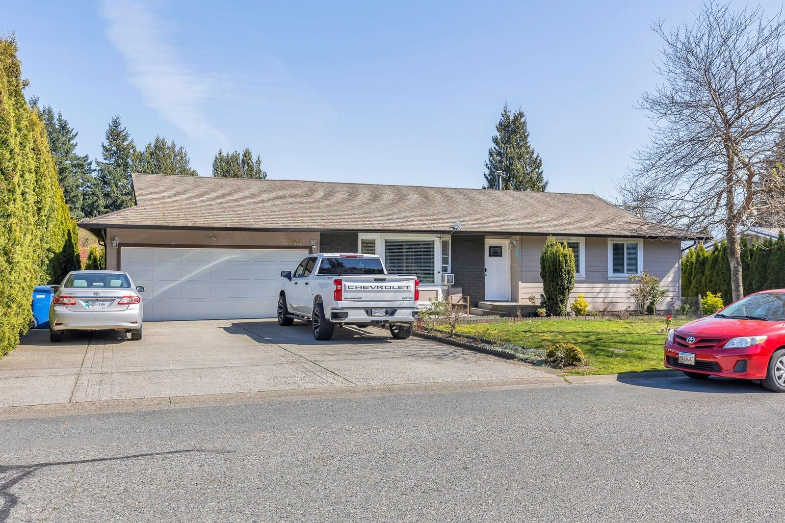 Property Photo: 2046 Majestic Crescent BC V2T 3G1