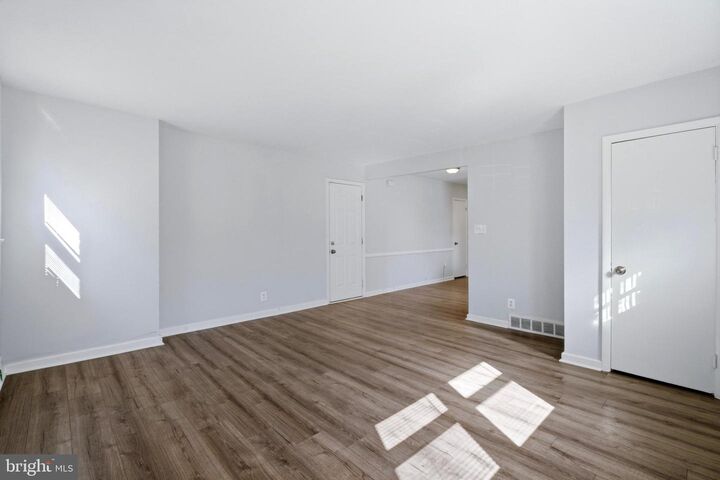 Property Photo:  629 Princeton Avenue  PA 19111 