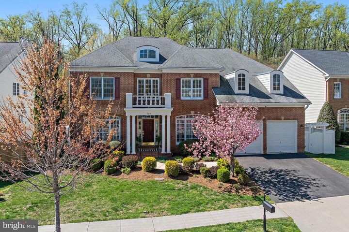 Property Photo: 726 Pearson Point Place MD 21401