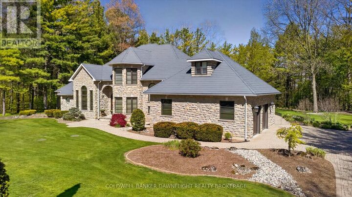 Property Photo:  9923 Parkview Crescent  ON N0M 1T0 