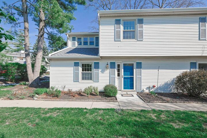 Property Photo:  401 Shakerdale Road  OH 45242 