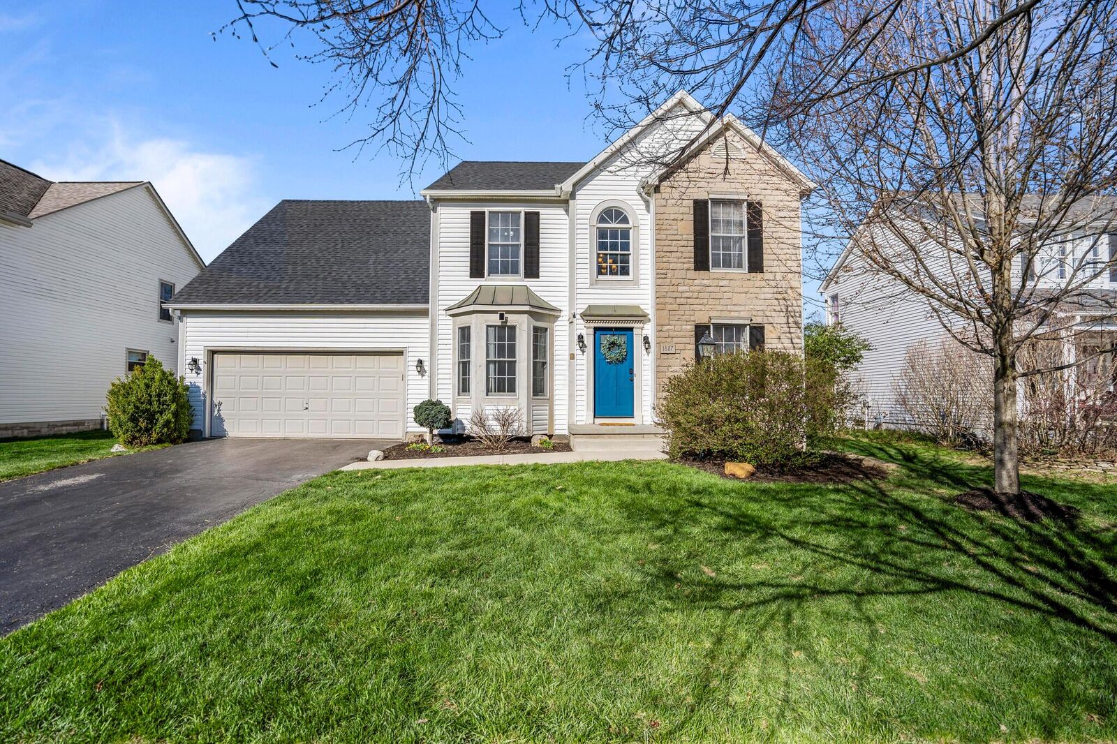 Property Photo:  1887 Deer Crossing Drive  OH 43040 