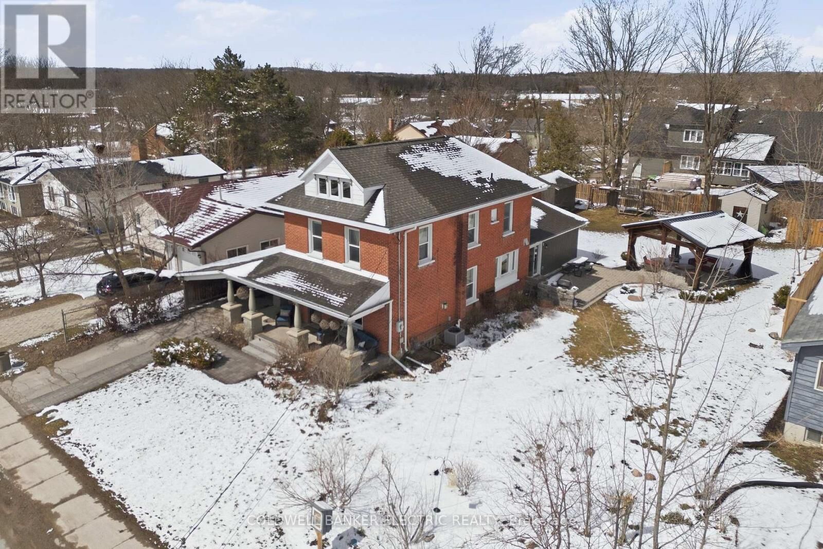 Property Photo:  36 Ermatinger Street  ON K0L 2H0 